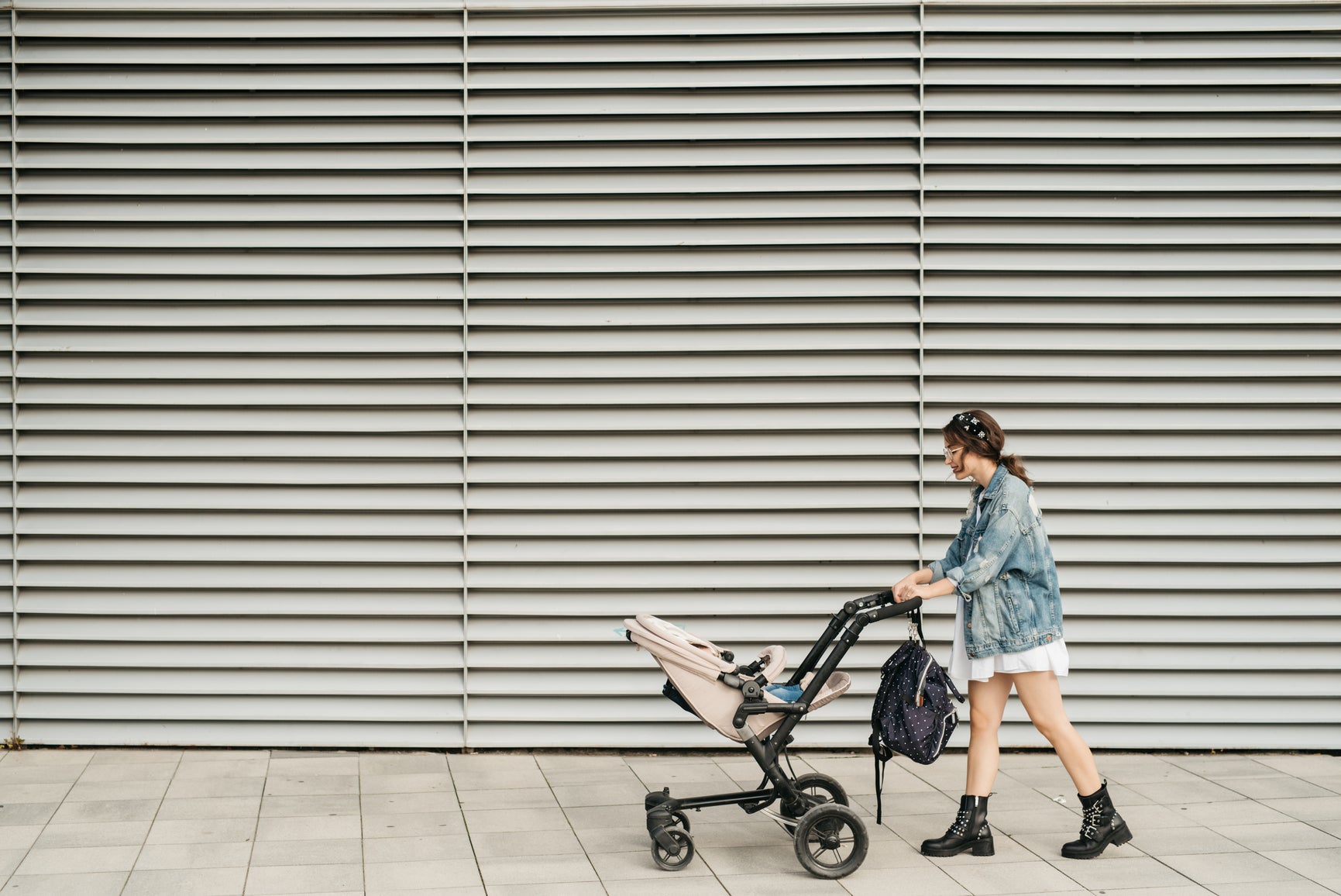 Strollers, Baby Carriers and Infant Stress